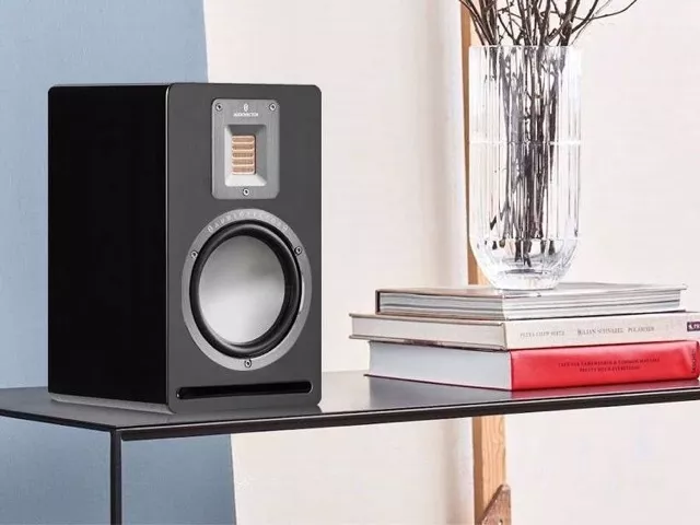 Audiovector QR1 - mega pakiet promocji!