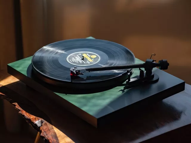 Przedsprzedaż Pro-Ject Debut Carbon Evo