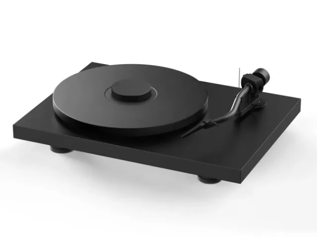 Pro-Ject Debut Pro S już dostępny w Q21