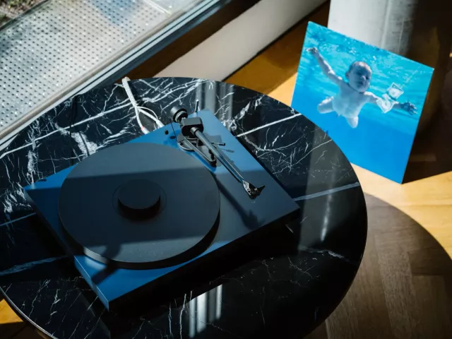 Pro-Ject Carbon Debut EVO 2 już dostępny!